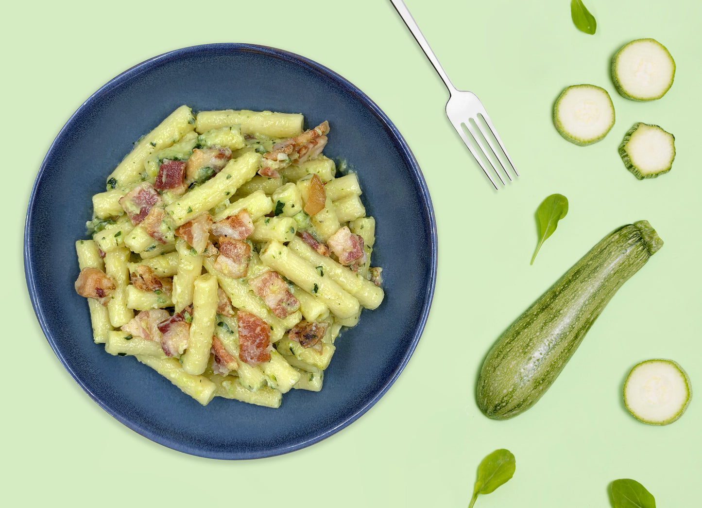 Sedani con crema di zucchine e pancetta croccante