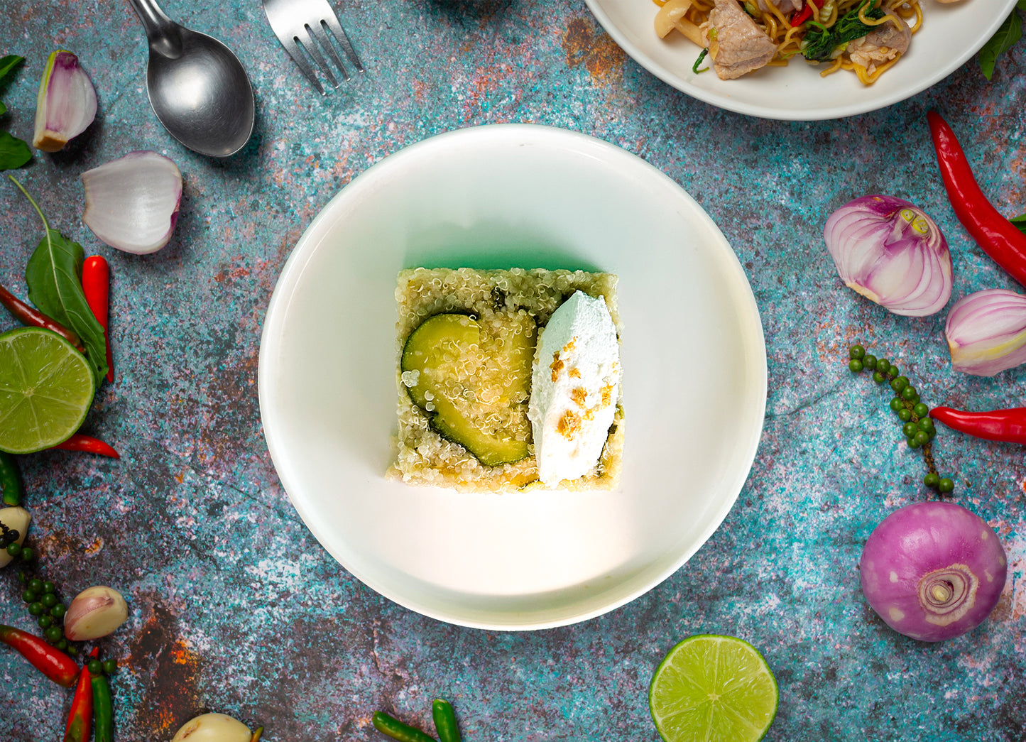 Quinoa con zucchine, ricotta e lime