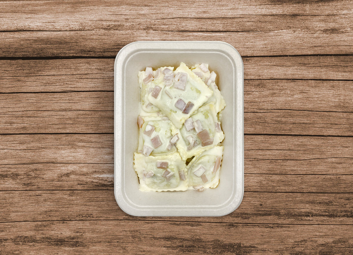 Agnolotti panna e prosciutto