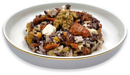 Riso black and white (basmati, venere, feta, noci, pomodori secchi e verdure)