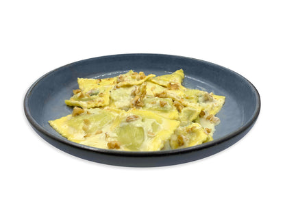 Tortelli di magro in salsa di noci